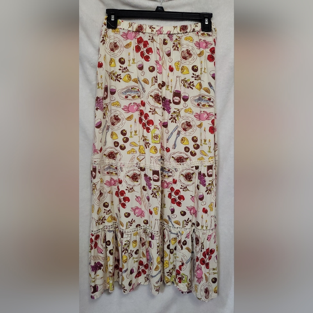 Indigo Rose Cream Midi Women's Skirt Food/Wine Print Teired Size Small